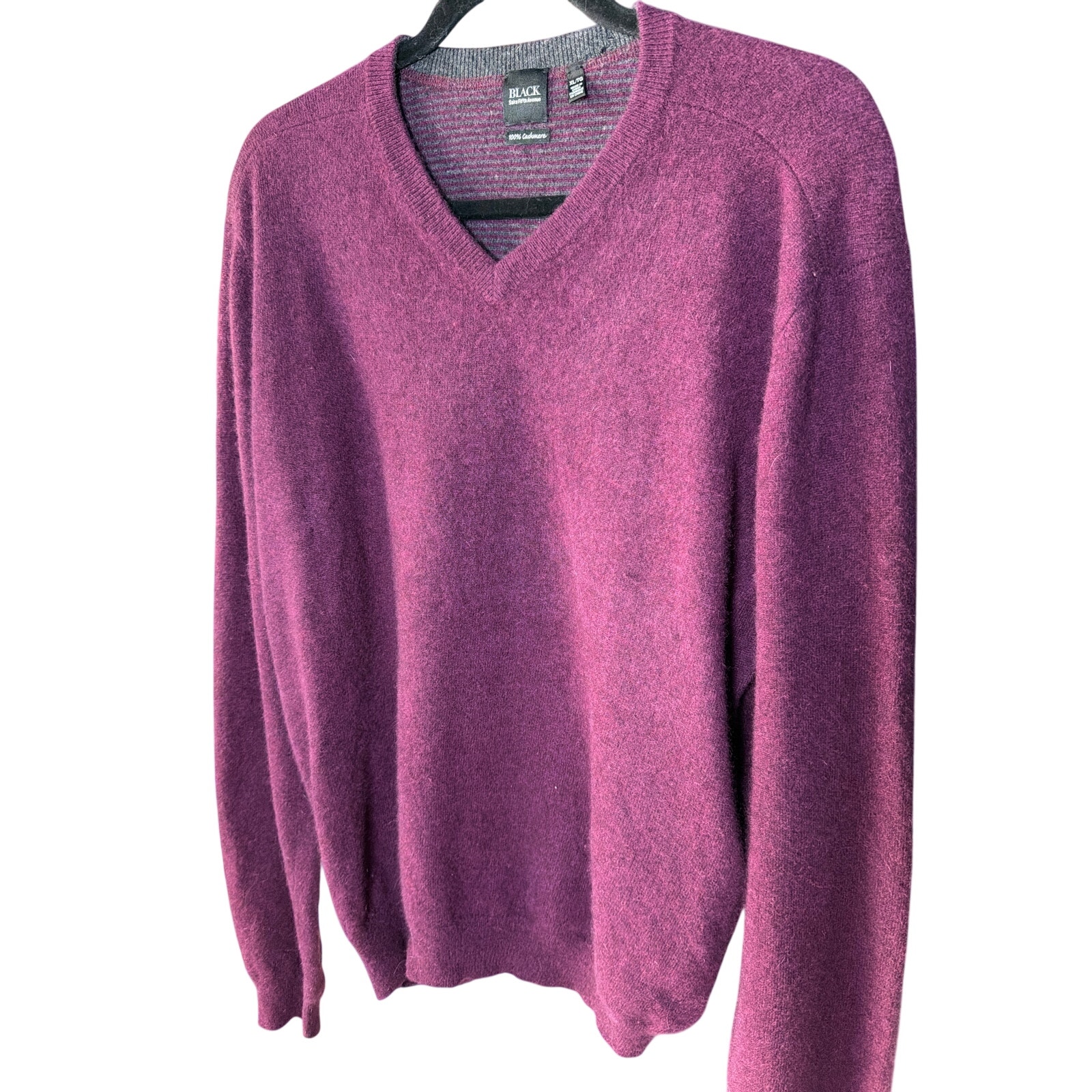 0110 Black Saks Fifth Avenue Cashmere V Neck Sweater Xl